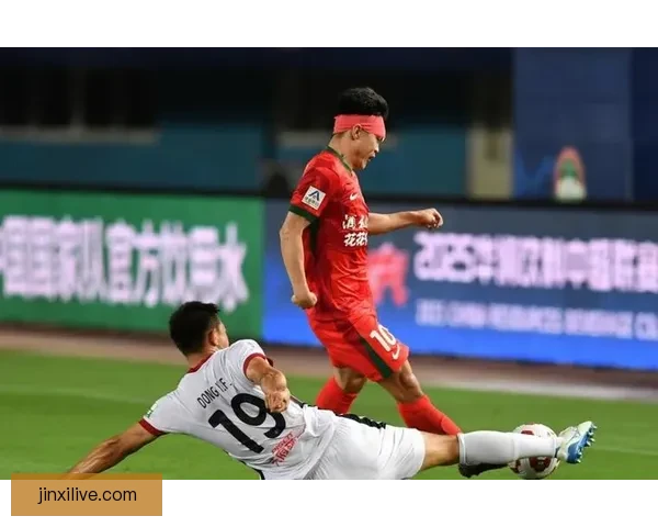 德转显示海港球员亚历斯祖自由转会加盟成都蓉城夏窗完成交易